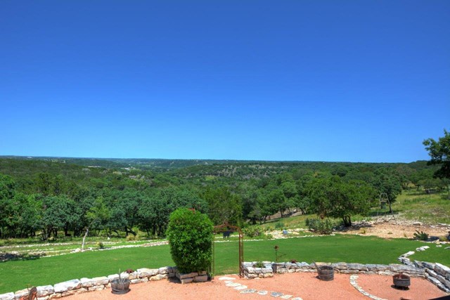 546 Cypress Estates Parkway, Ingram, TX 78025