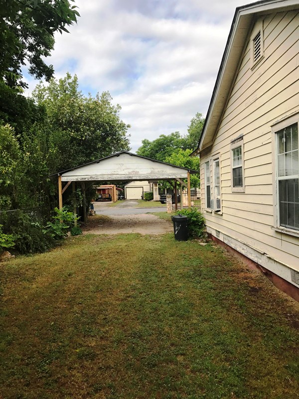 406 Lucille St, Kerrville, TX 78028