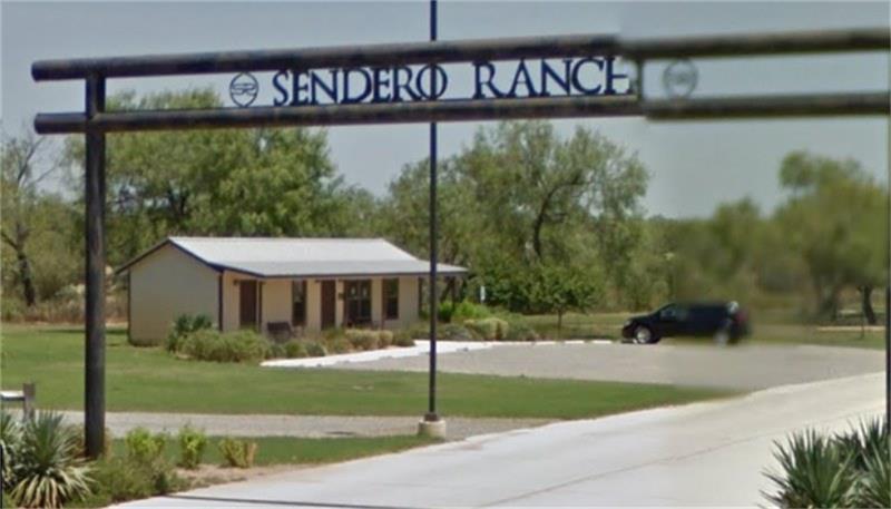 3558 Business 35, Pearsall, TX 78061