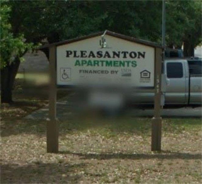 1547 Jami Drive, Pleasanton, TX 78064