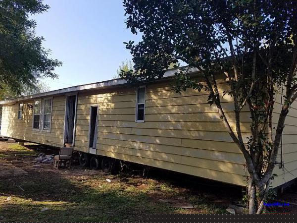 16055 TX-16 ,TX, Poteet, 78065