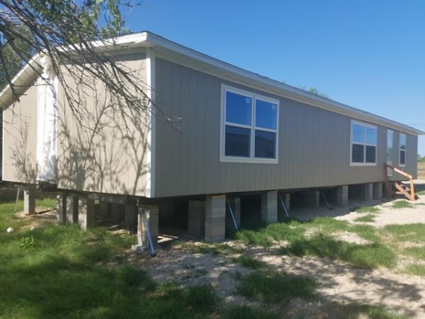 16055 TX-16 #5 ,TX, Poteet, 78065