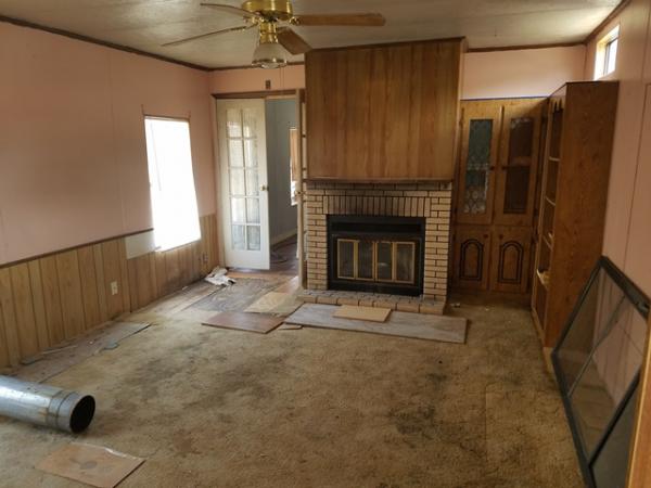 16055 TX-16 #22 ,TX, Poteet, 78065
