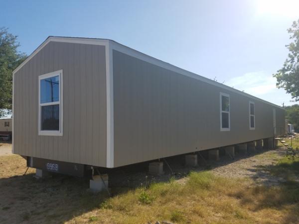 16055 TX-16 #8 ,TX, Poteet, 78065