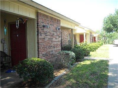 1700 N Grandprix, Three Rivers, TX 78071