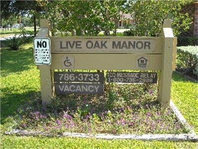 1700 N Grandprix, Three Rivers, TX 78071