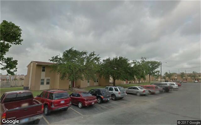 1103 Lincoln Street, Zapata, TX 78076
