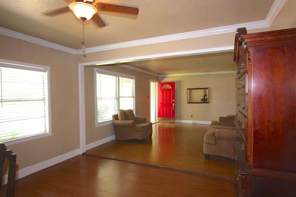 1504 Emily Dr, Beeville, TX 78102