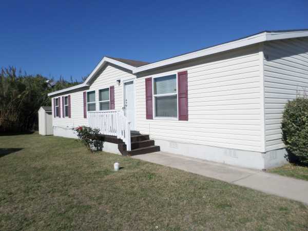 Summit Ridge 7460 Kitty Hawk Rd Site 214Converse, TX 78109