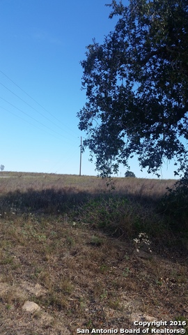 748 Lake Valley Dr, La Vernia, TX 78121