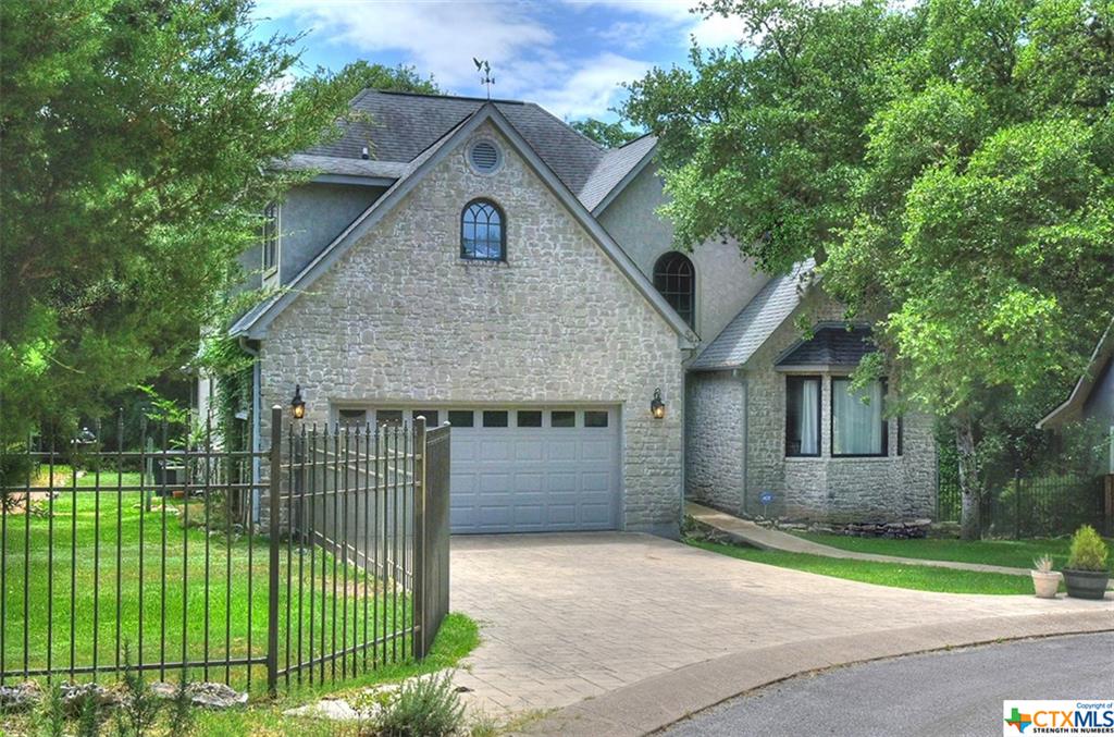 640 Bluffside Drive, New Braunfels, TX 78130