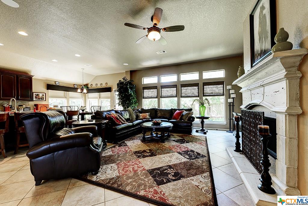 404 Oak Brush, New Braunfels, TX 78132