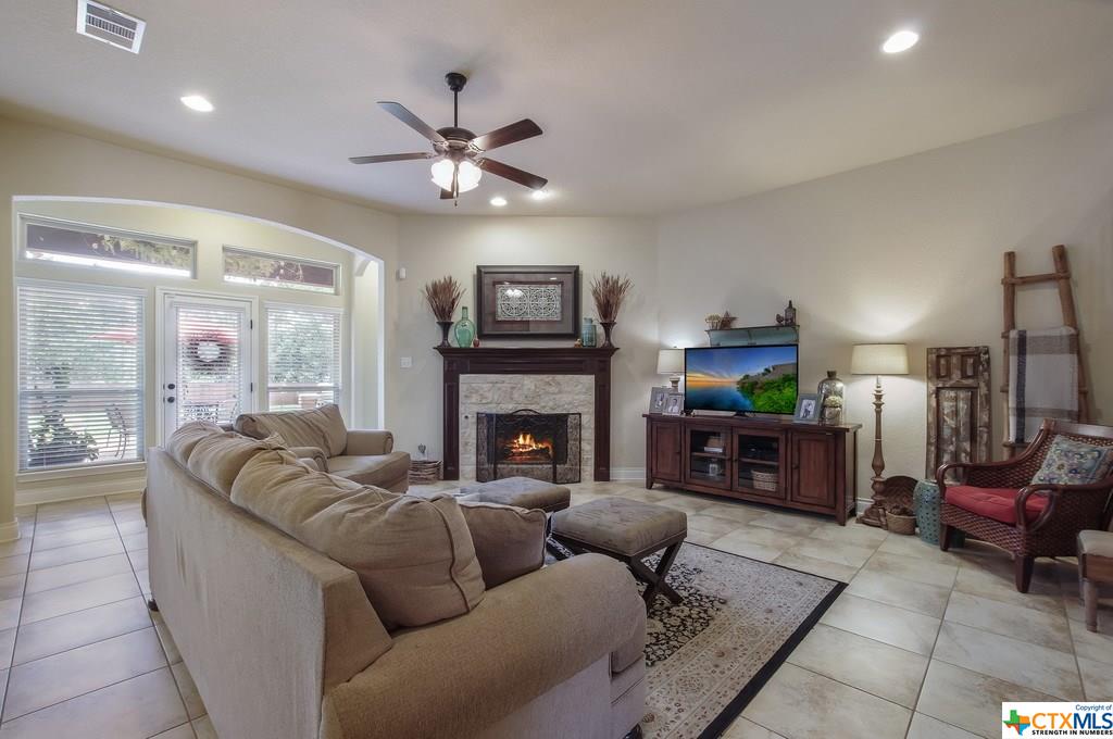 1234 HIDDEN CAVE, New Braunfels, TX 78132