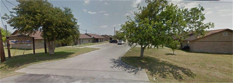 1200 North Goliad, Runge, TX 78151