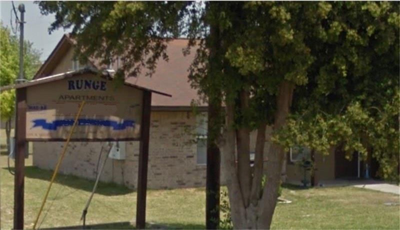1200 North Goliad, Runge, TX 78151
