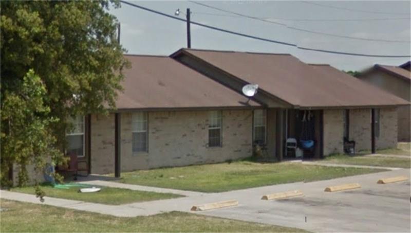 1200 North Goliad, Runge, TX 78151
