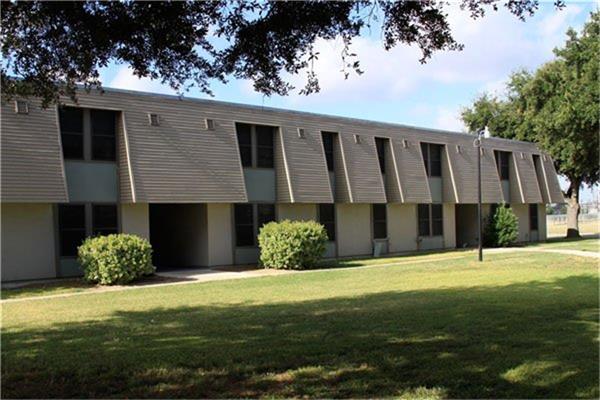 800 North 123 ByPass, Seguin, TX 78155