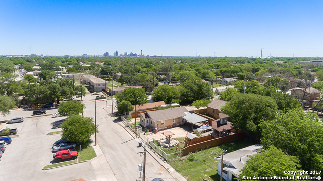 516 ALBERT ST, San Antonio, TX 78207