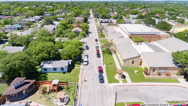 516 ALBERT ST, San Antonio, TX 78207