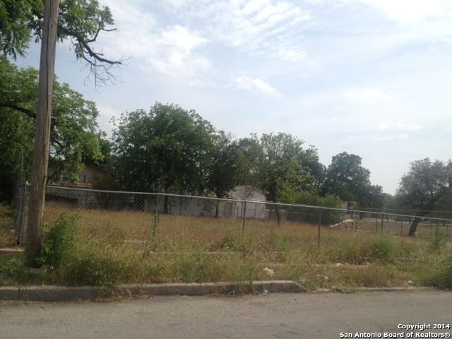 2420 Vera Cruz St, San Antonio, TX 78207