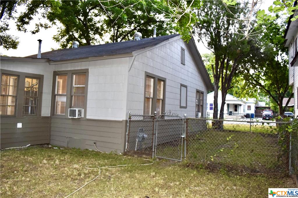 1030 Hammond, San Antonio, TX 78210