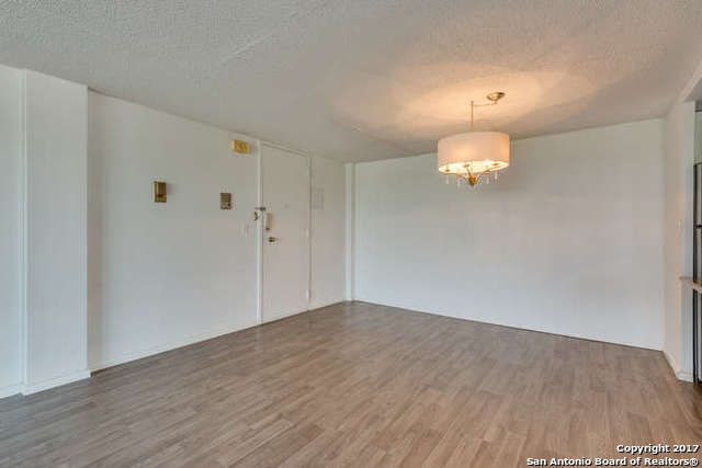 7039San Pedro Ave, San Antonio, TX 78216