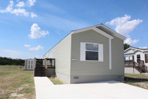 Woodlake Estates MHC 7151 Woodlake Parkway #252San Antonio, TX 78218