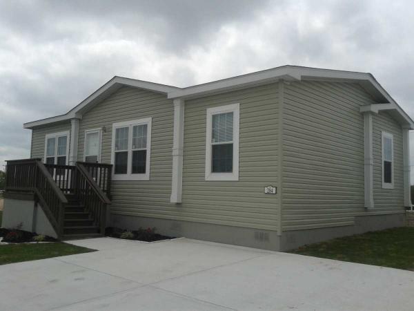 Woodlake Estates MHC 7151 Woodlake Parkway #253San Antonio, TX 78218