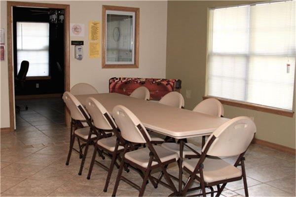 615 South F Street, San Antonio, TX 78220