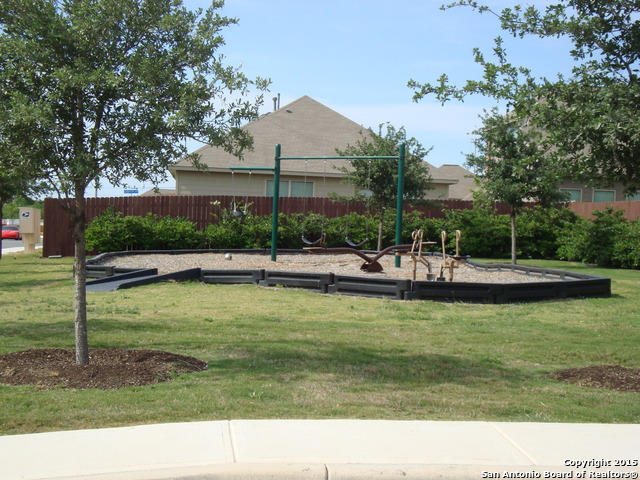 6514 Candlecane Cir, San Antonio, TX 78244