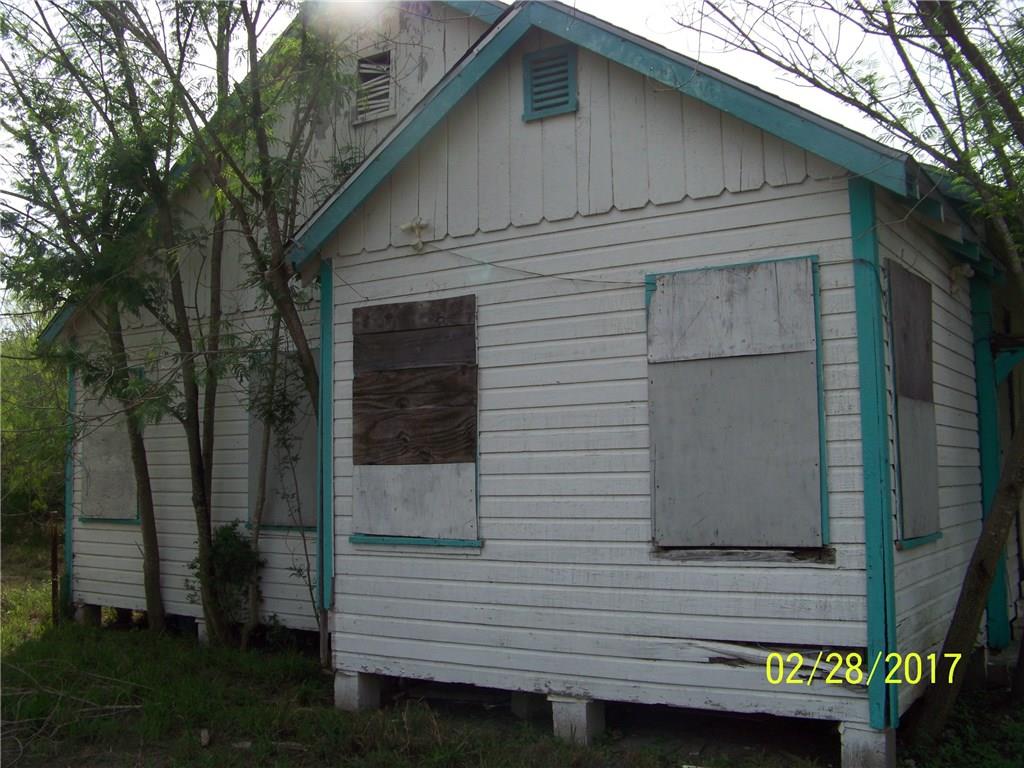 638 Bluebonnet St, Alice, TX 78332