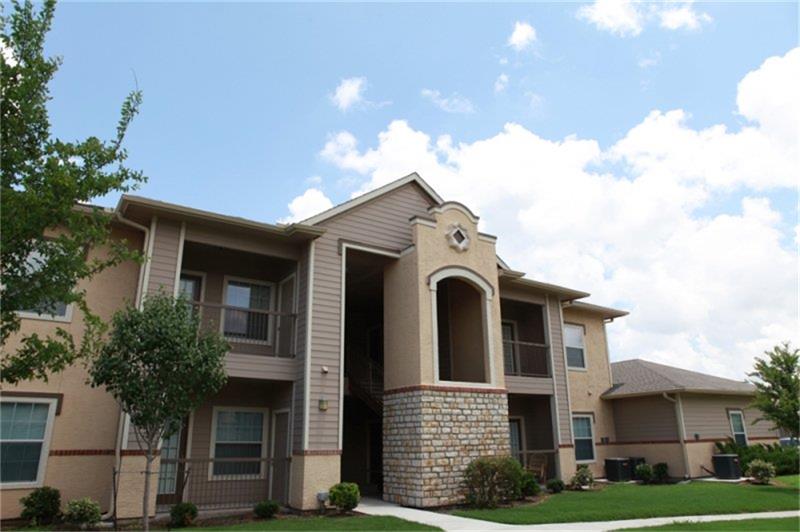 1455 Easterling Drive, Alice, TX 78332