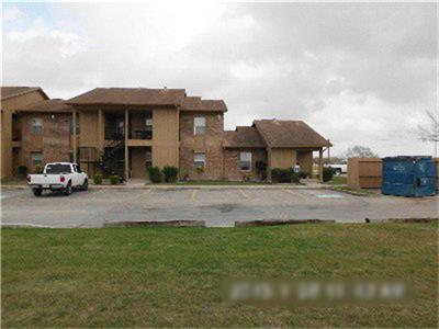 900 East Oregon, Bishop, TX 78343