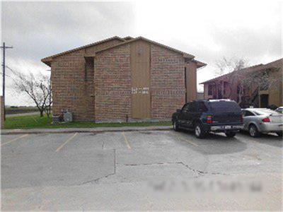 900 East Oregon, Bishop, TX 78343