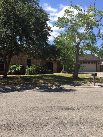 1405 Christy, Kingsville, TX 78363