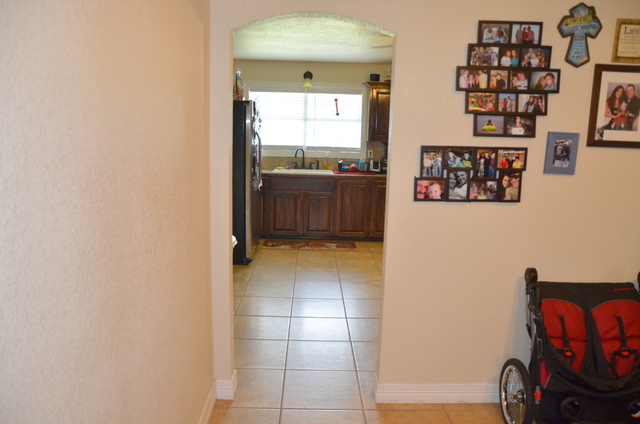 1611 E Johnston Circle, Kingsville, TX 78363