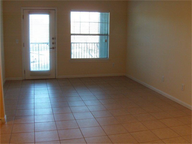 200 W Yoakum Avenue, Kingsville, TX 78363