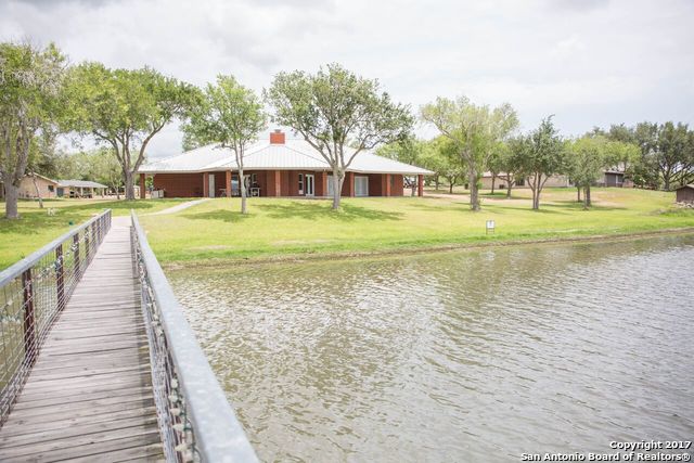 143 Windy Ridge loop, Mathis, TX 78368