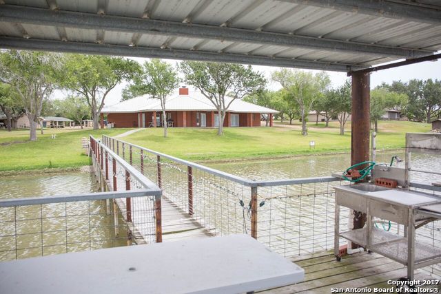 143 Windy Ridge loop, Mathis, TX 78368