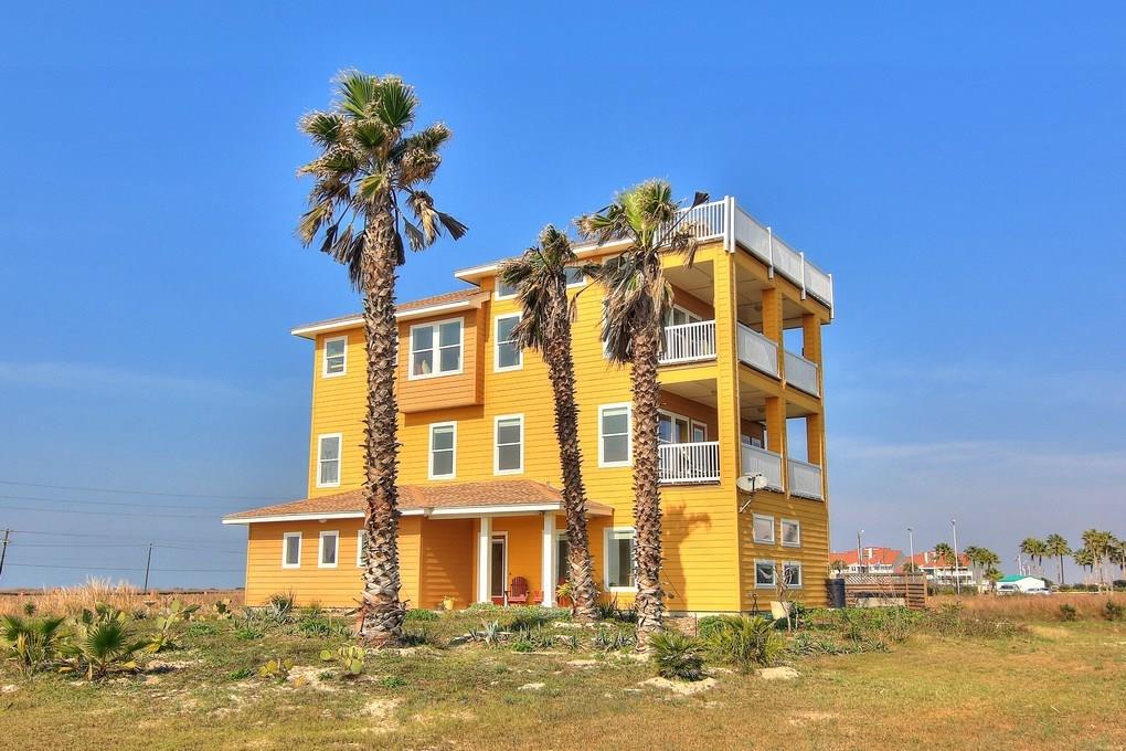 134 Mustang Island Estates Dr, Port Aransas, TX 78373