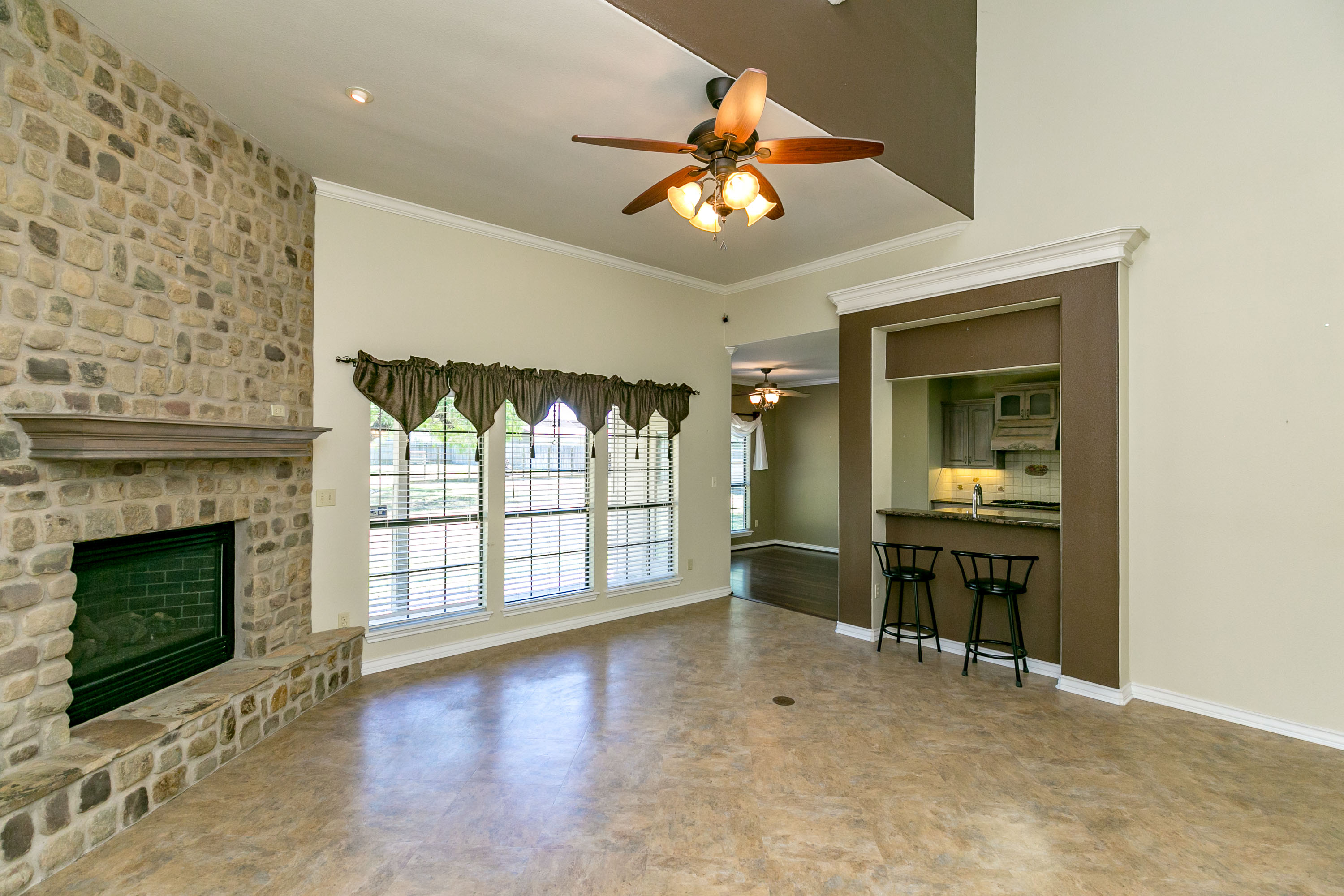 3971 REAGAN, Robstown, TX 78380