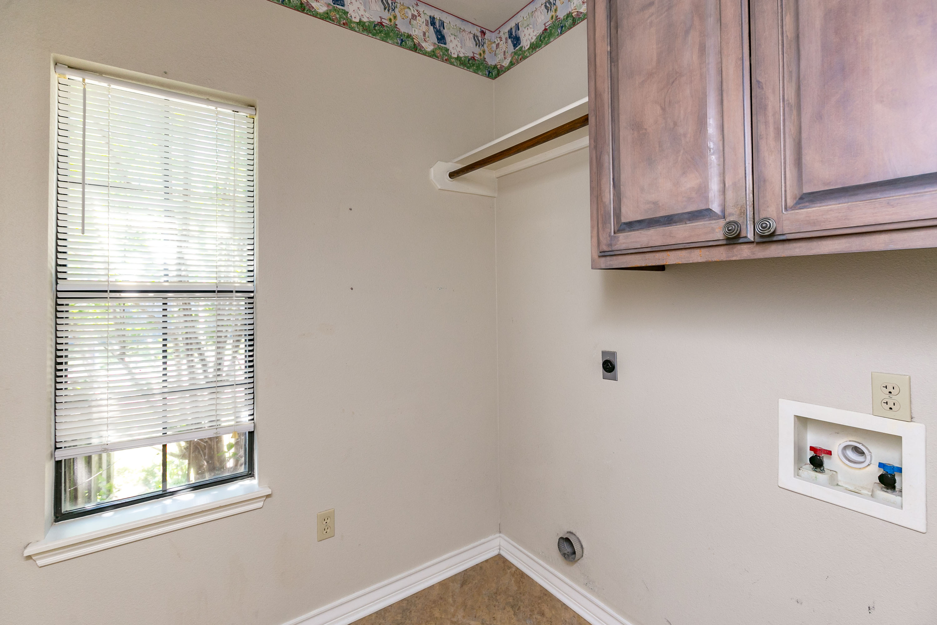 3971 REAGAN, Robstown, TX 78380