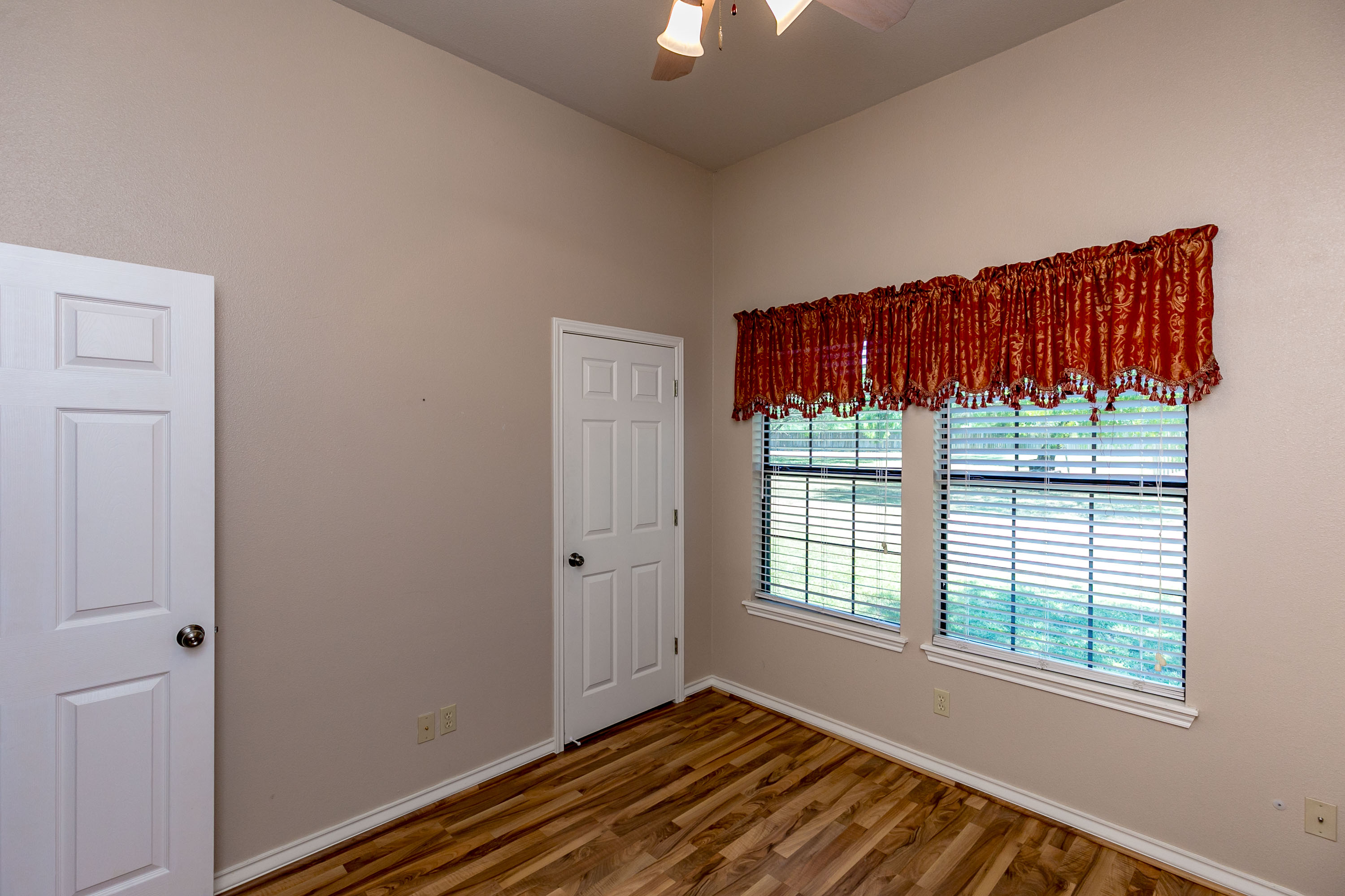 3971 REAGAN, Robstown, TX 78380