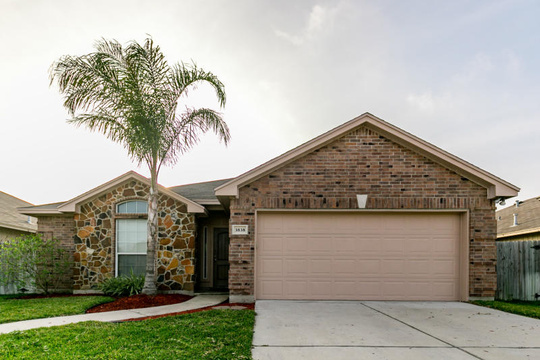 230 West Pompano Drive