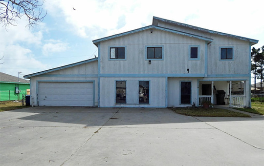 230 West Pompano Drive