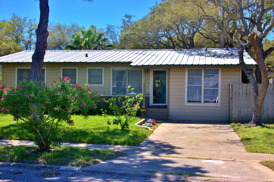 1809 Hillcrest Dr Unit# 408