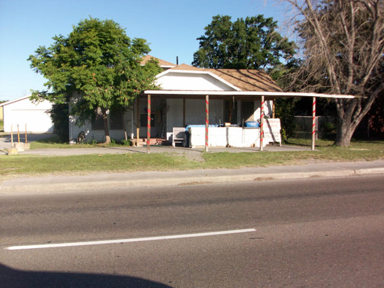 1809 Hillcrest Apt 205