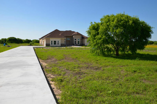 6 Pelican Dr
