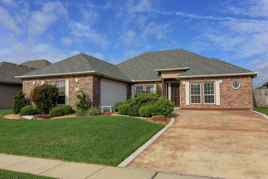 2614 Bay Vista
