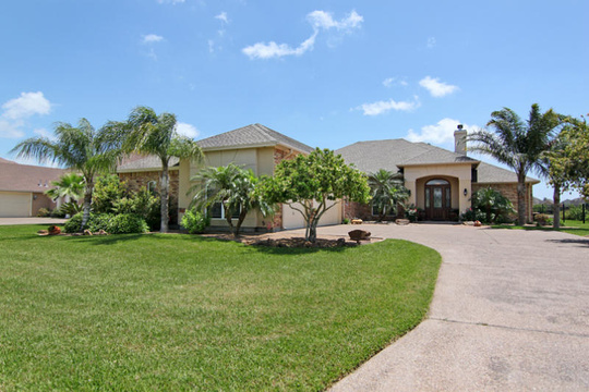 45 Nassau Dr
